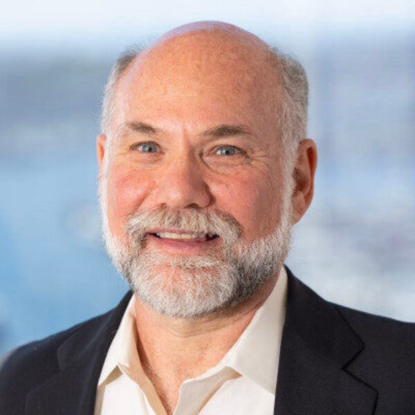 Portrait photo: Carl
Kesselman