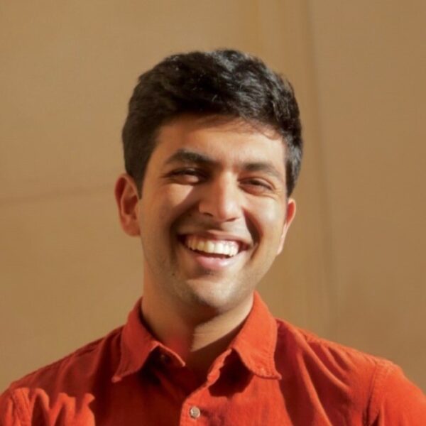Portrait photo: Kavin
Kapoor